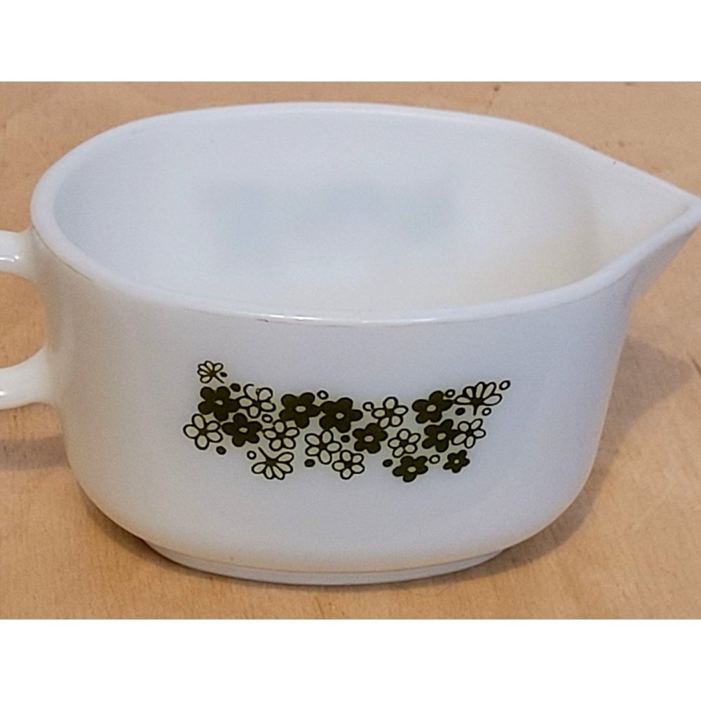 Vintage Pyrex Spring Blossom Gravy Boat Milk Glass Green Crazy Daisy 77-B